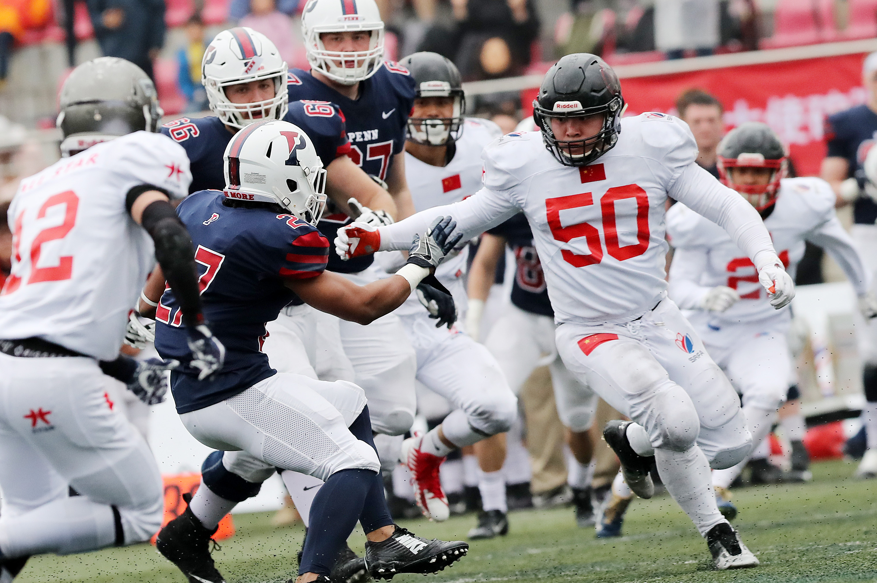 回顾橄榄球经典时刻：传奇再现