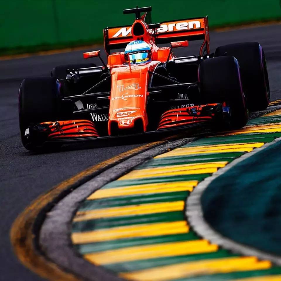 迈凯伦轻取威廉姆斯,阿隆索带队取胜 迈凯伦轻取威廉姆斯,阿隆索带队取胜