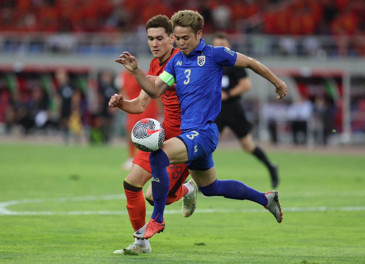 英格兰队力克奥地利队，波尔点燃赛场