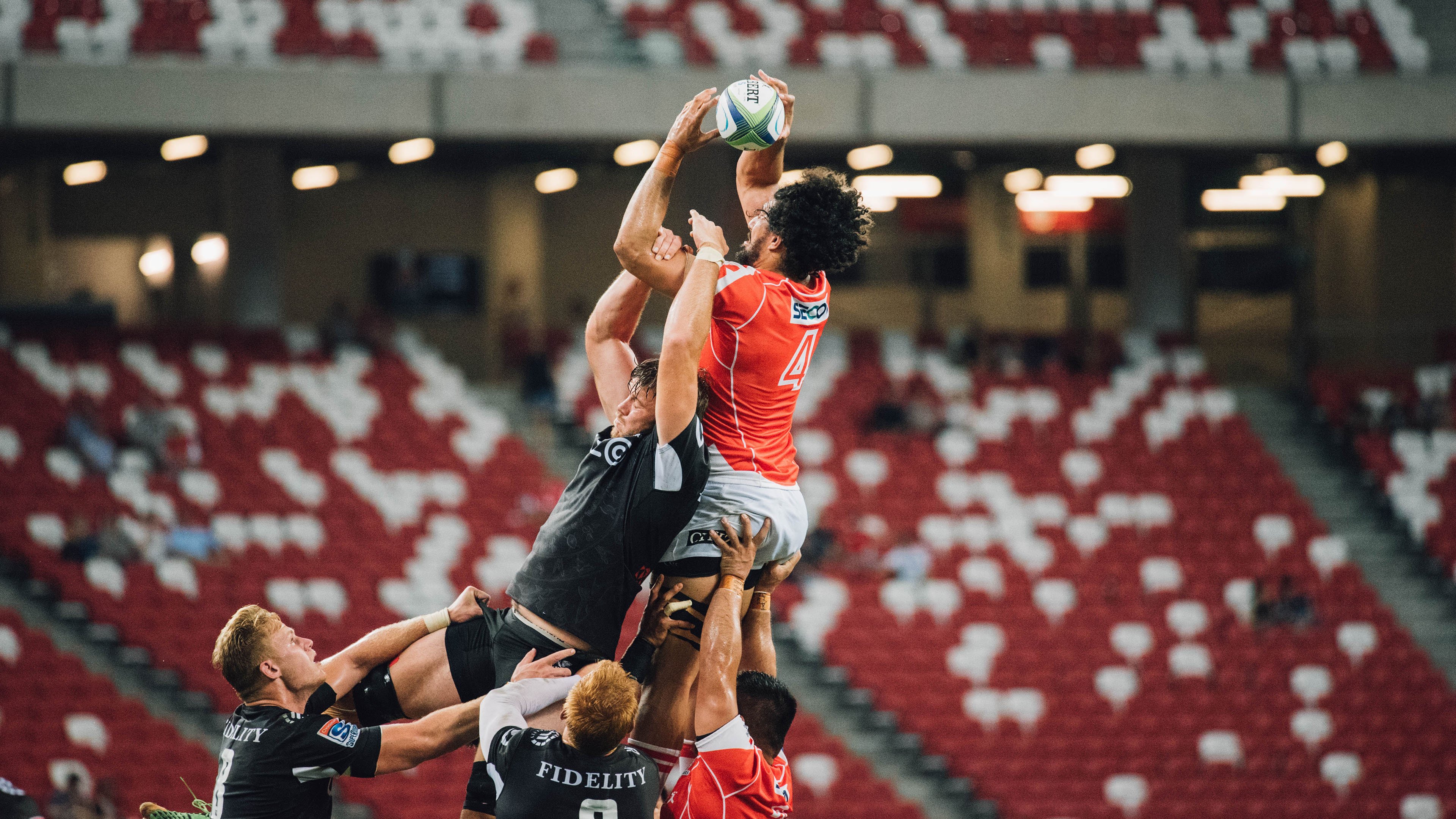 当利拉德成为齿轮,对阵国王之夜,他重铸了76人的表盘