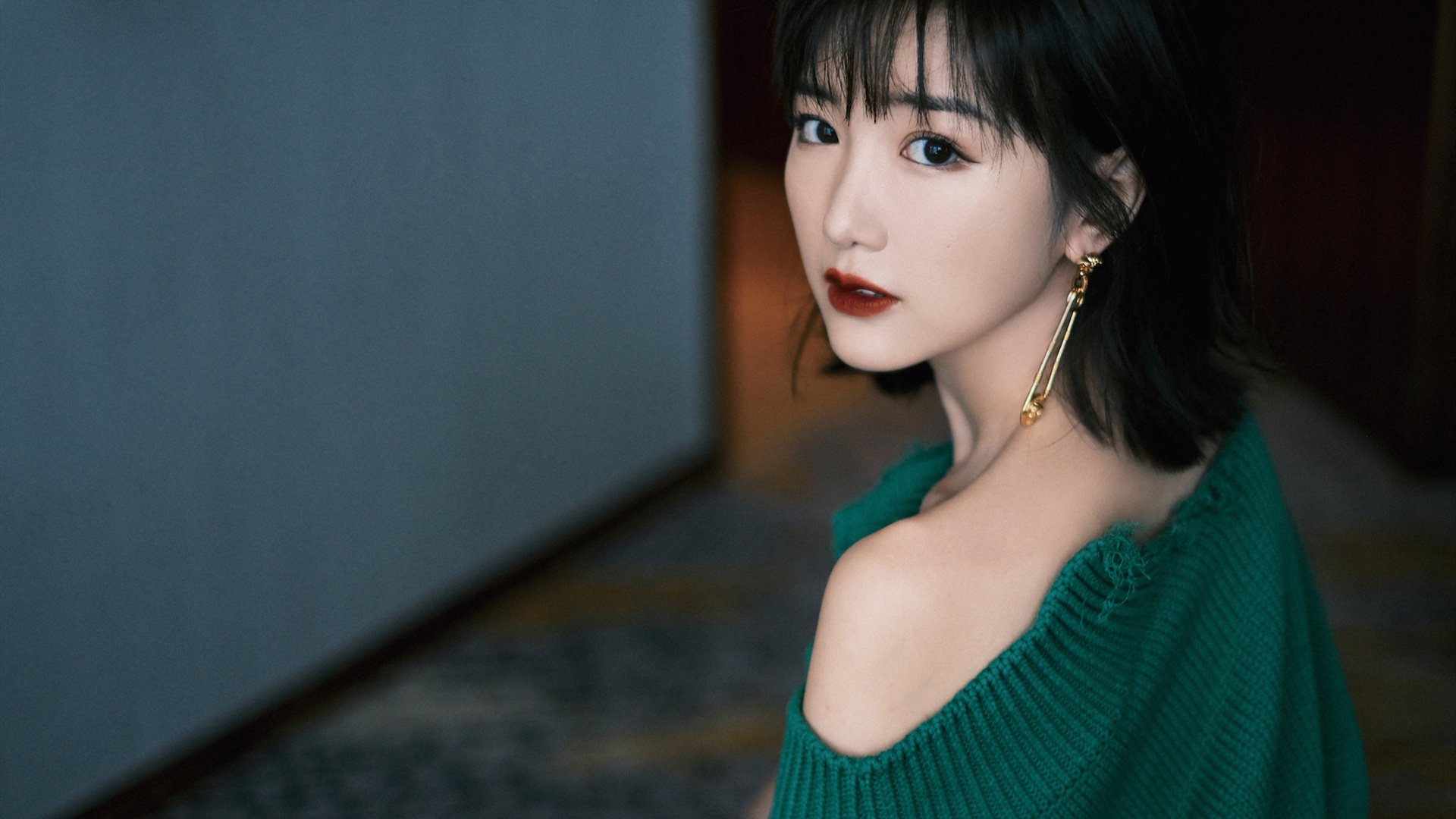 数据之王与胜利之神,当约基奇的三双在布伦森的决胜一击前黯然失色