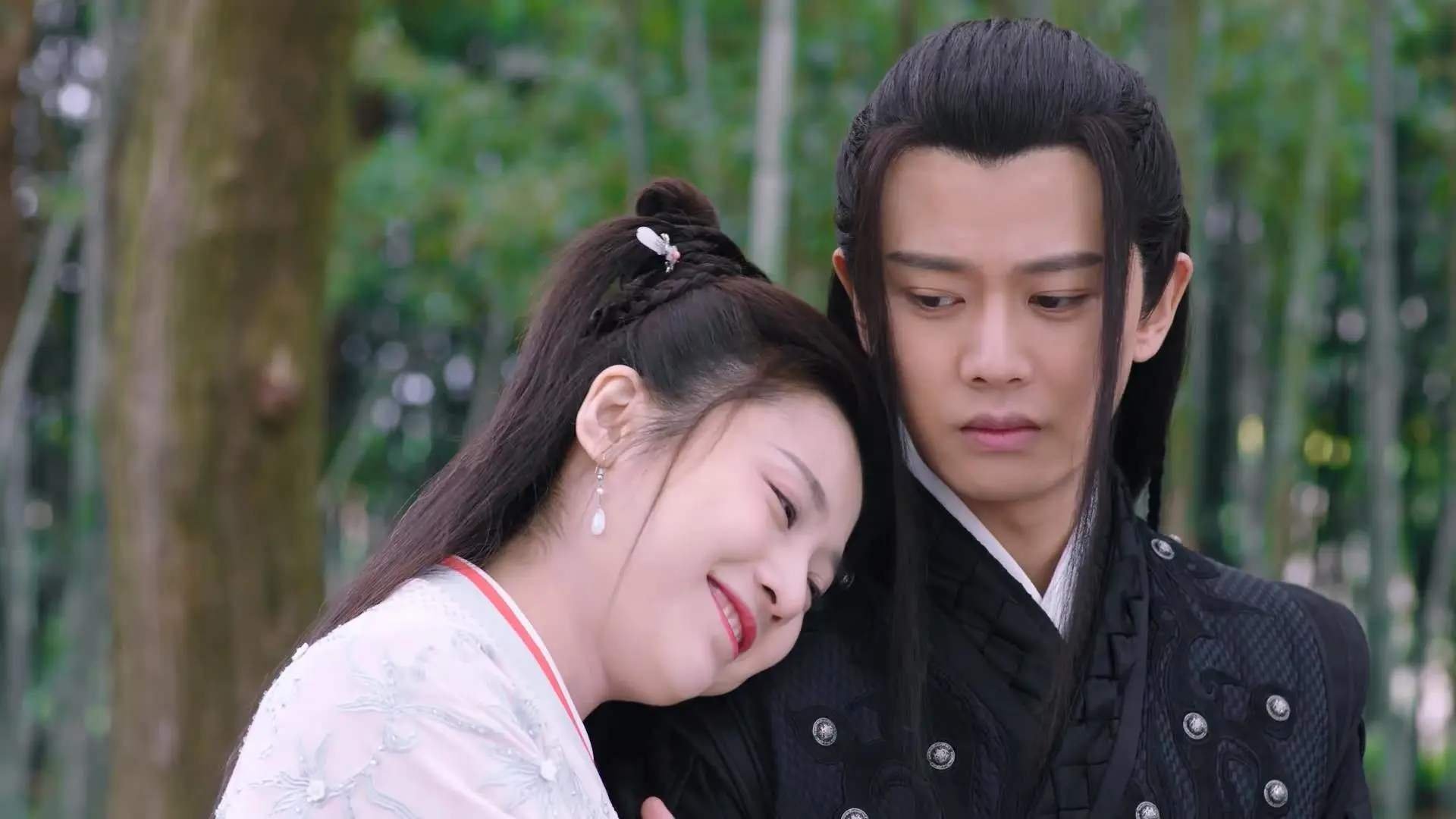 巅峰对决日，当争冠棋盘遇见黑色闪电—足球的悬念与速度的绝对统治