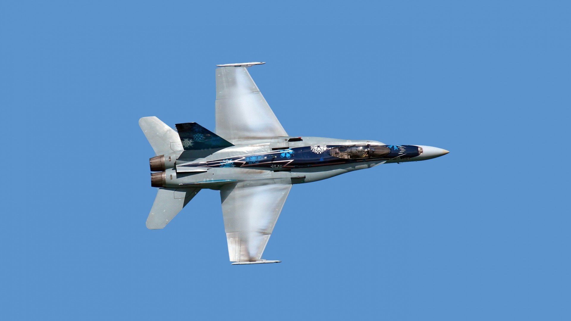 他的姓氏叫爱德华兹,定义却是孤胆英雄,深圳奇兵击碎广东王朝余晖