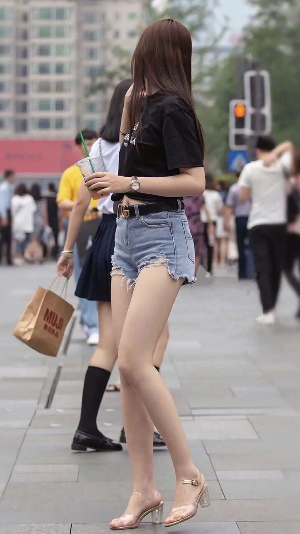 恩比德暴力美学，与山西队马刺内战背后的唯一性